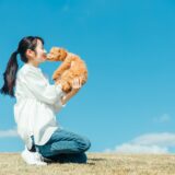 愛犬の出産に向けて飼い主ができること｜交配～出産の流れや動物病院の選び方、出産前の準備を解説