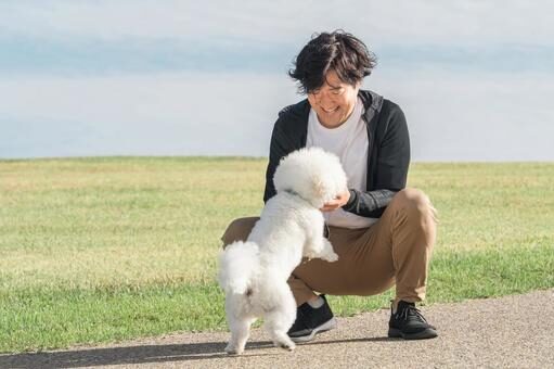 犬のしつけ教室には何歳まで通える？しつけに適した時期や年齢別のしつけ教室の特徴とは