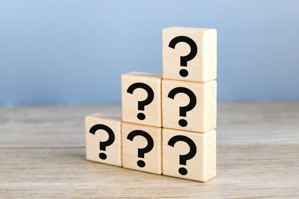 クエスチョンマークの階段